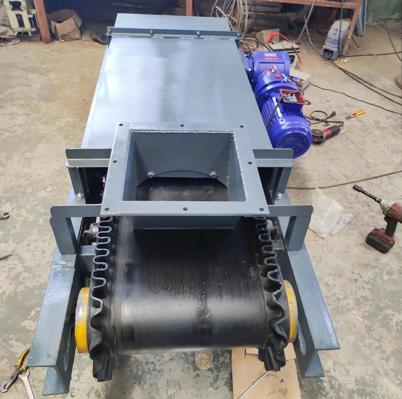 上密封皮帶配料秤的原理與應用